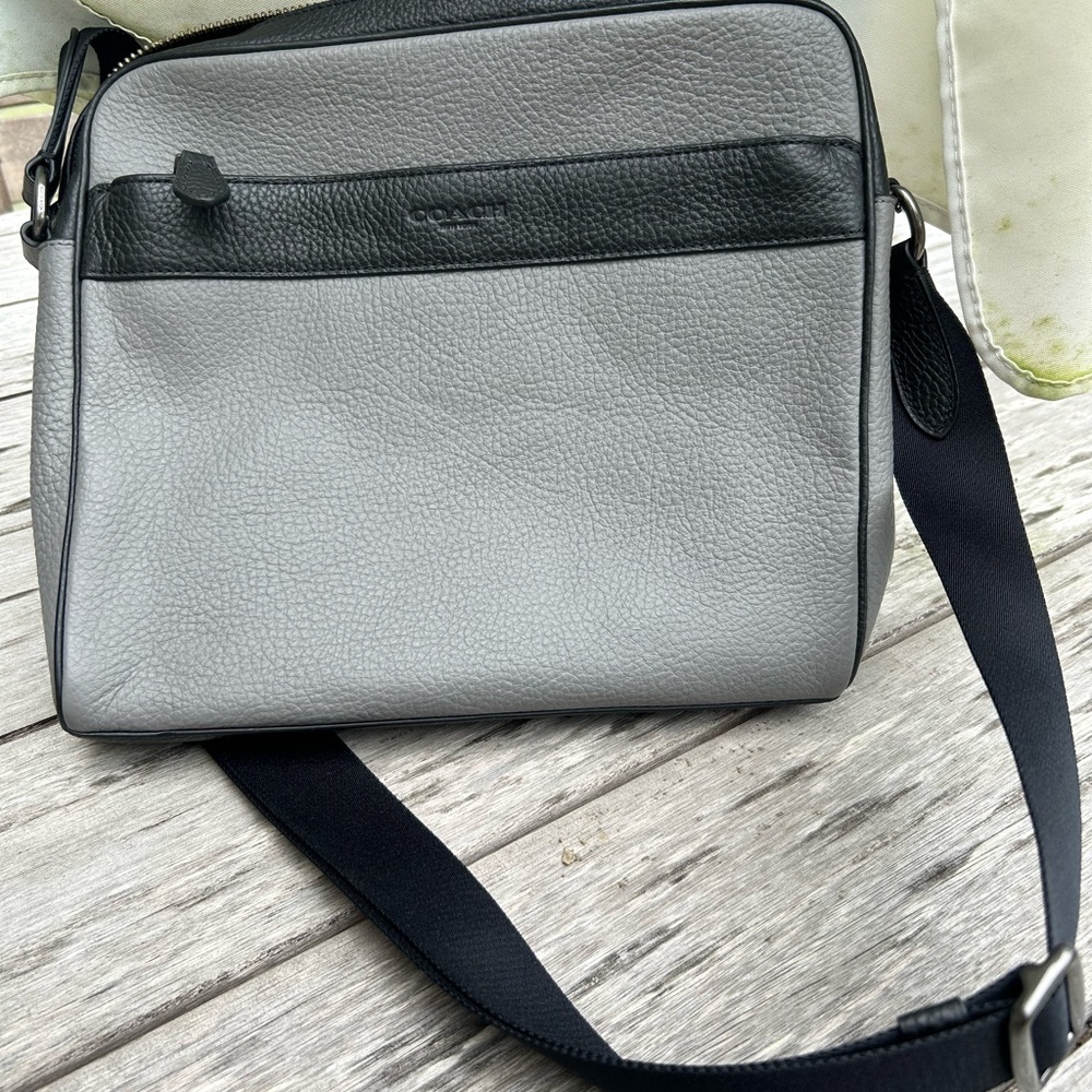 Coach Men's Gray and Black Messenger Bag